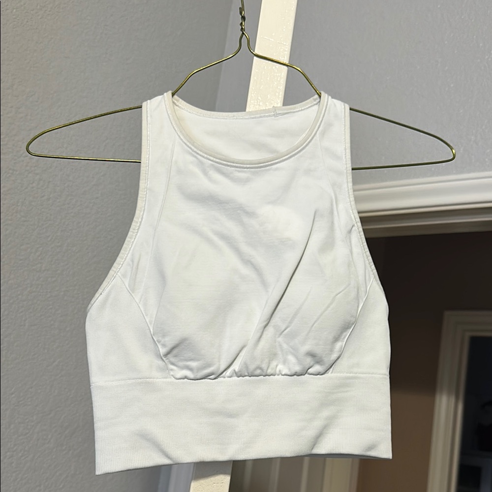 Lululemon razor back sports bra